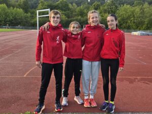 Starke Zeiten beim Abendsportfest in Ansbach – 10-jährige Henriette Ochs 2:40,84 über 800 Meter