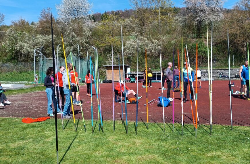 Werfertag bei bestem Wetter – zahlreiche Bestleistungen