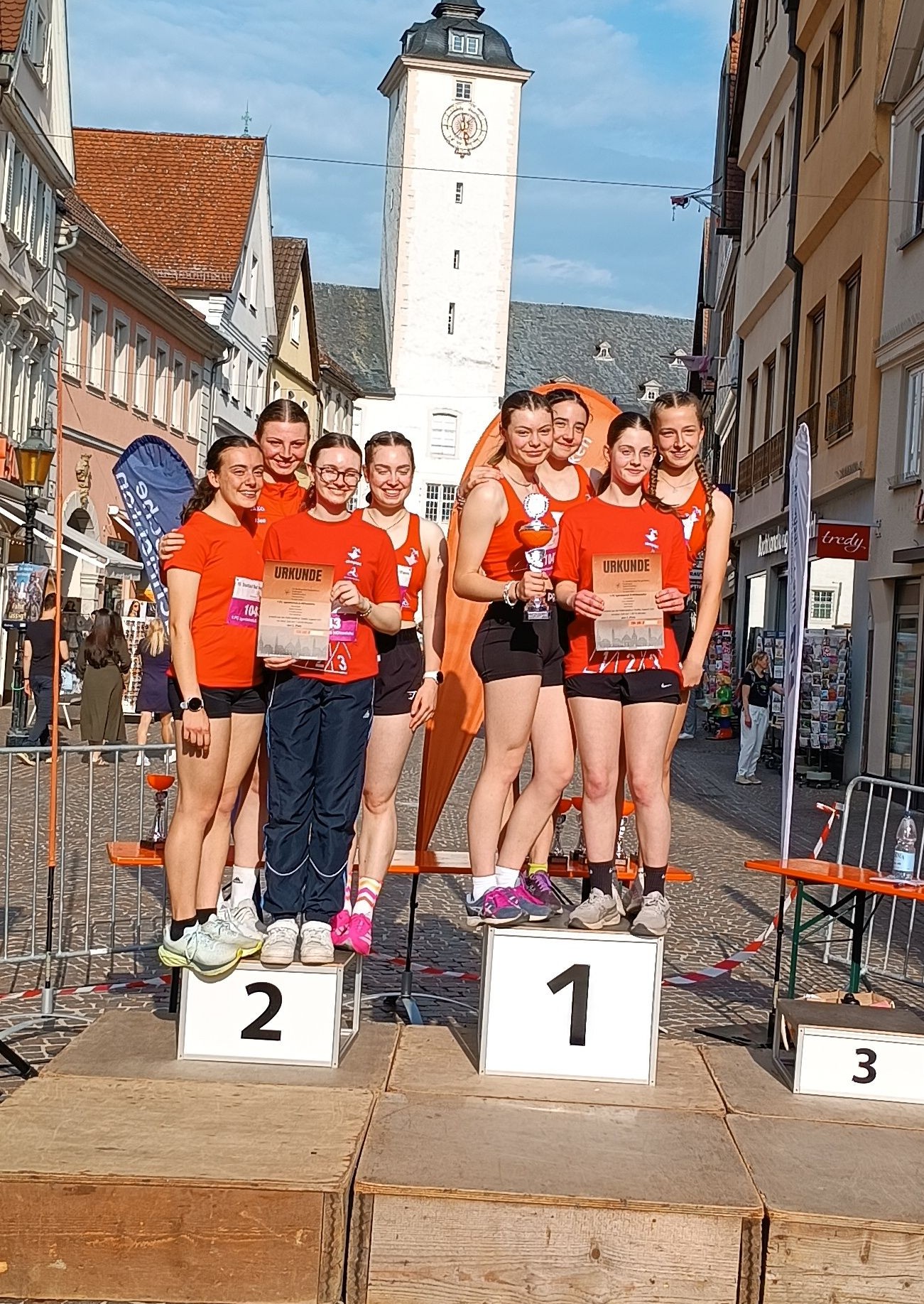 Stadtlauf 8 mal ganz oben auf dem Treppchen
