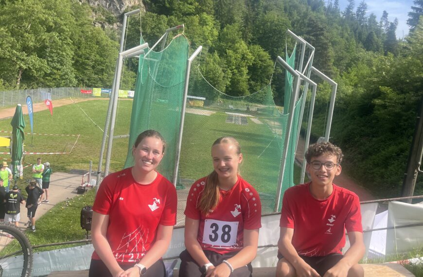 Lea, Lina und Roman lassen den Hammer fliegen